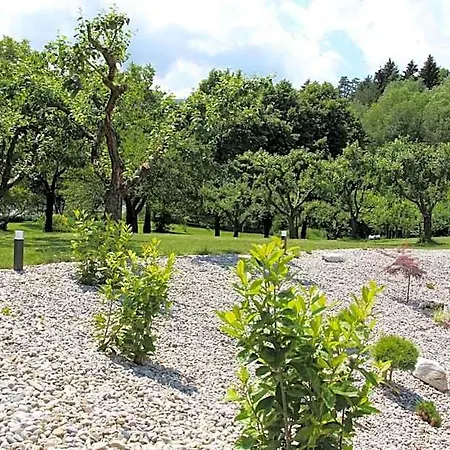 Glamping Pec - Halfboard Hotel *